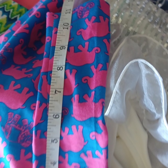 Tracy Negoshian elephant print shorts, Sz 10 - Picture 9 of 10